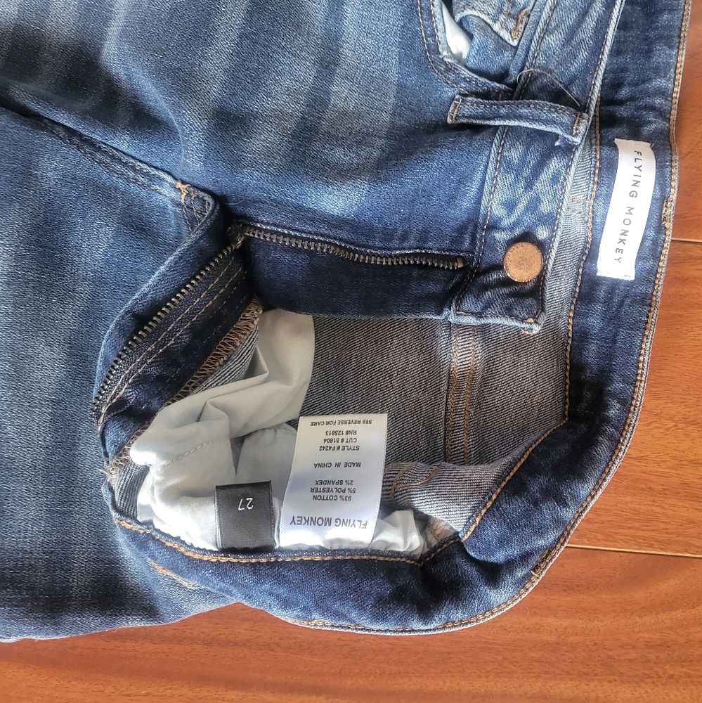 Flying Monkey distressed cropped jeans, size 27